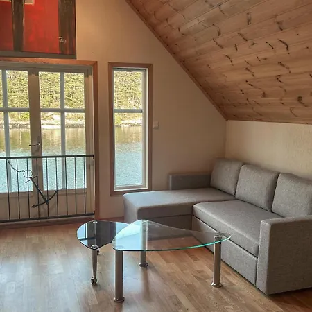Holiday home Beautiful In With House Sea View Lepsoy